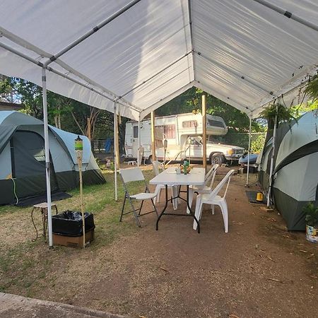 5 Minutes Walk Bio-Bay Stations-Restaurants - Beaches 212 Cll Acacia Rv Camper In Front ビエケス エクステリア 写真
